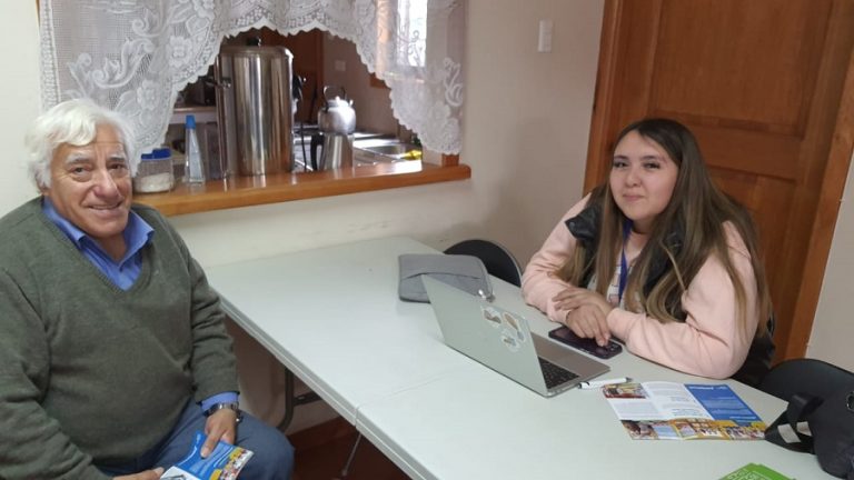 Apoyo en la postulación realizado en la Unión Comunal de Adultos Mayores