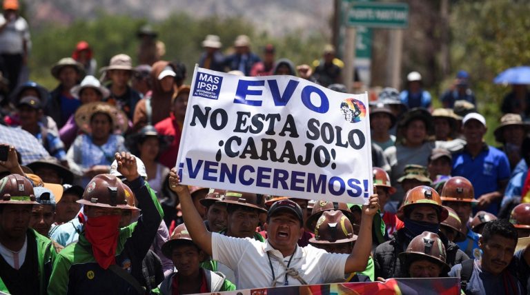 2024-10-29T202644Z_369313608_RC2BUAA8KUWJ_RTRMADP_3_BOLIVIA-POLITICS-PROTESTS