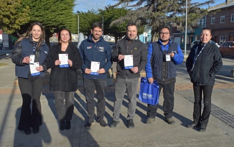 Autoridades con encuestadores DESUC