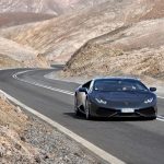 “Route des Andes”: El lujo automotriz se toma la Patagonia en una travesía de 2.650 kilómetros