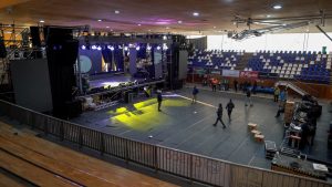 PREPARATIVOS FESTIVAL FOLCLÓRICO EN LA PATAGONIA (3)